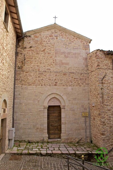 Facciata principale Chiesa S. Giacomo - Cerreto di Spoleto
