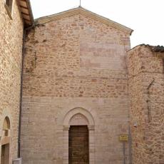 Facciata principale Chiesa S. Giacomo - Cerreto di Spoleto