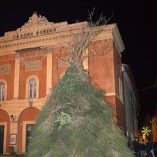 Falò Faoni Norcia festa ginestra piazza teatro