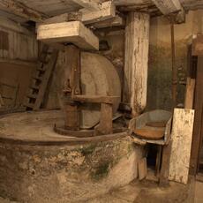 macina mulino pressa fiscole grano olio