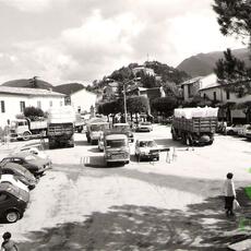 21)piazza pontano